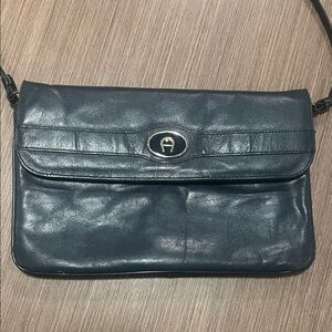 Vintage Etienne Aigner Leather Crossbody Clutch w/ strap in Dark Navy